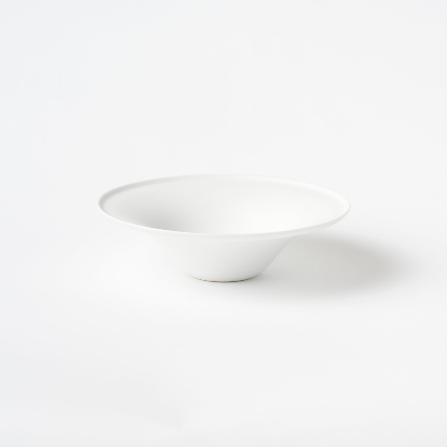 Bowl with Rim φ17.5cm