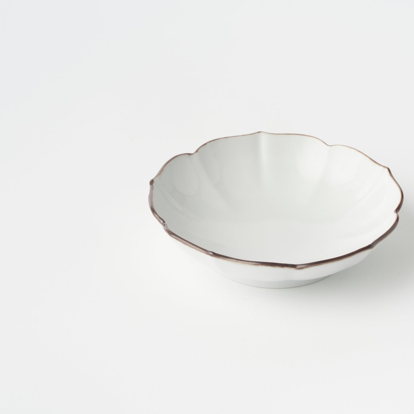 Flower Plate 12cm - White Black Line