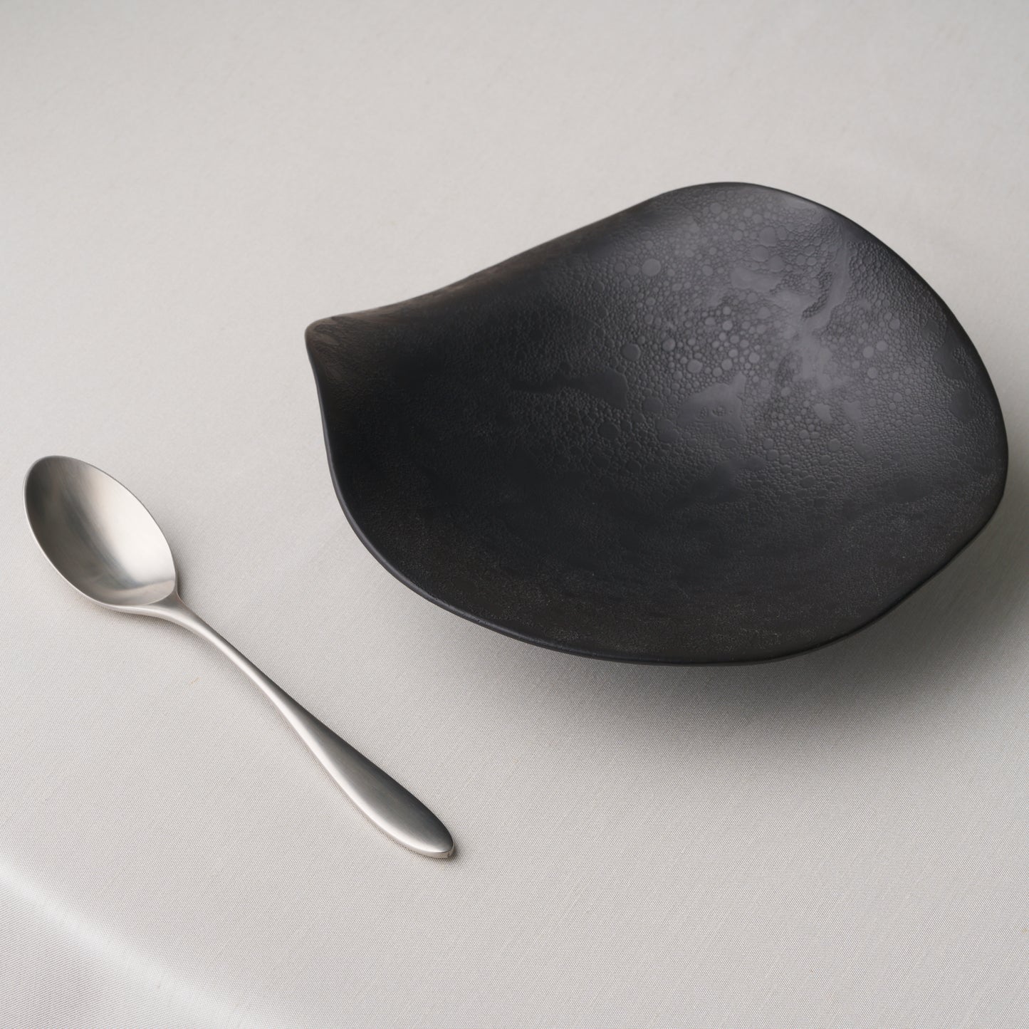 Curved Bowl