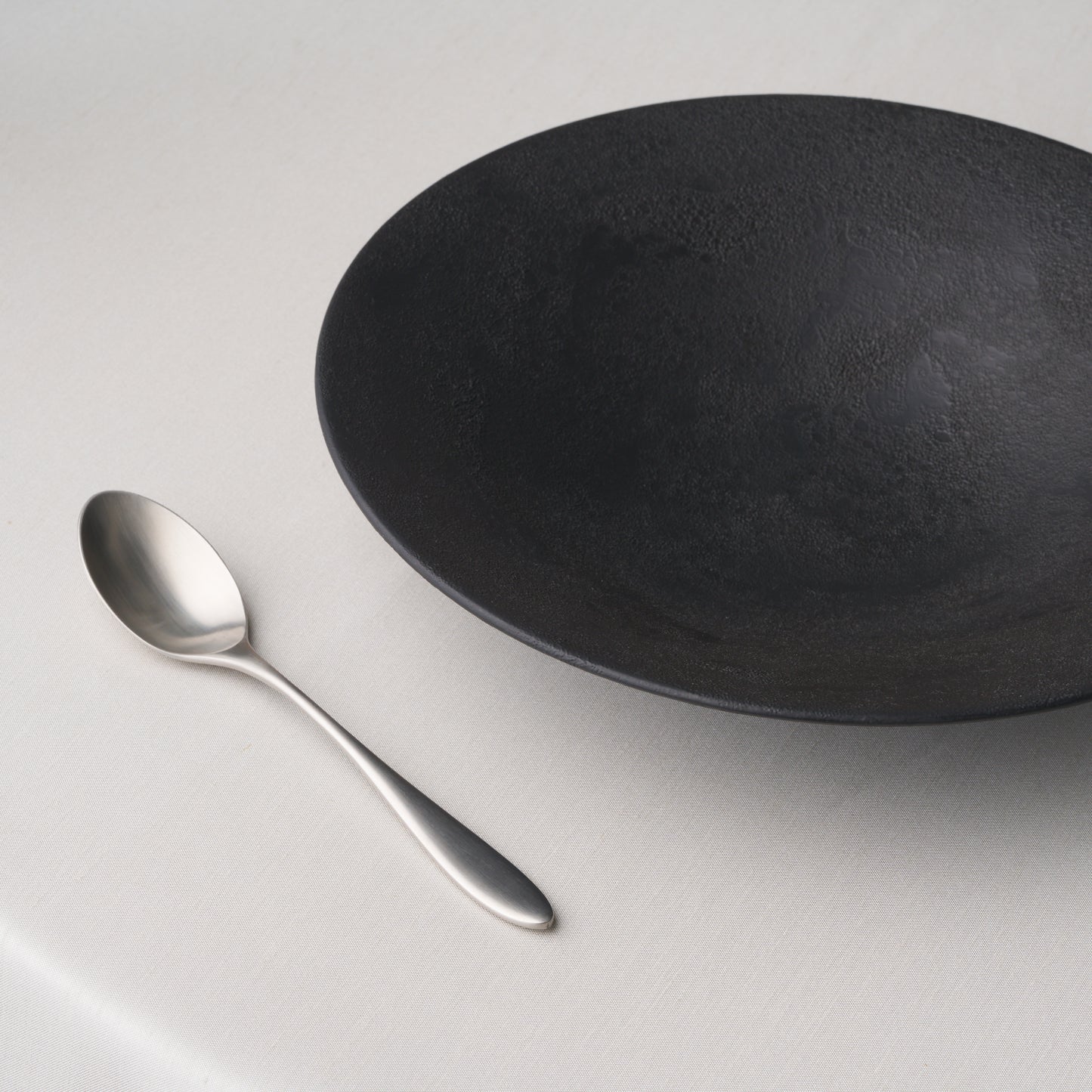 Awagesho Black Flat Bowl - 9sun