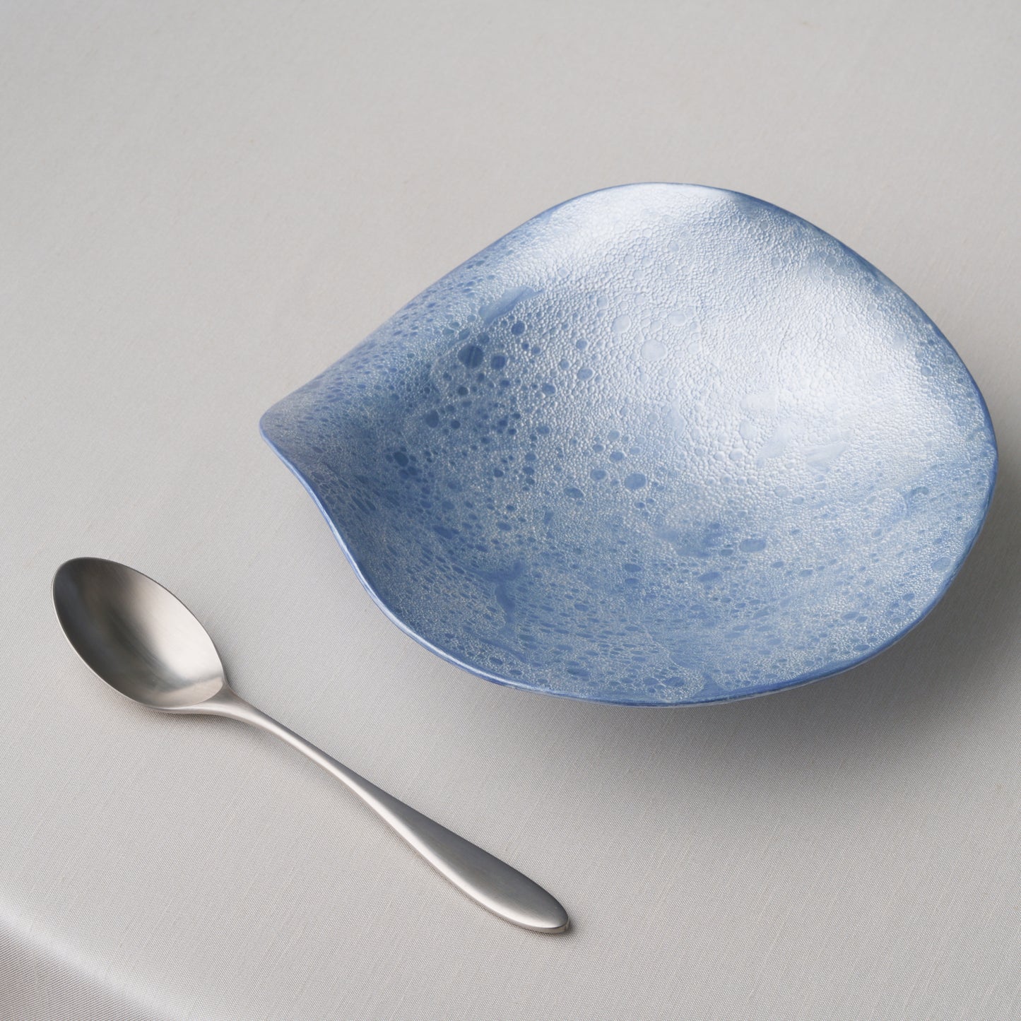 Curved Bowl