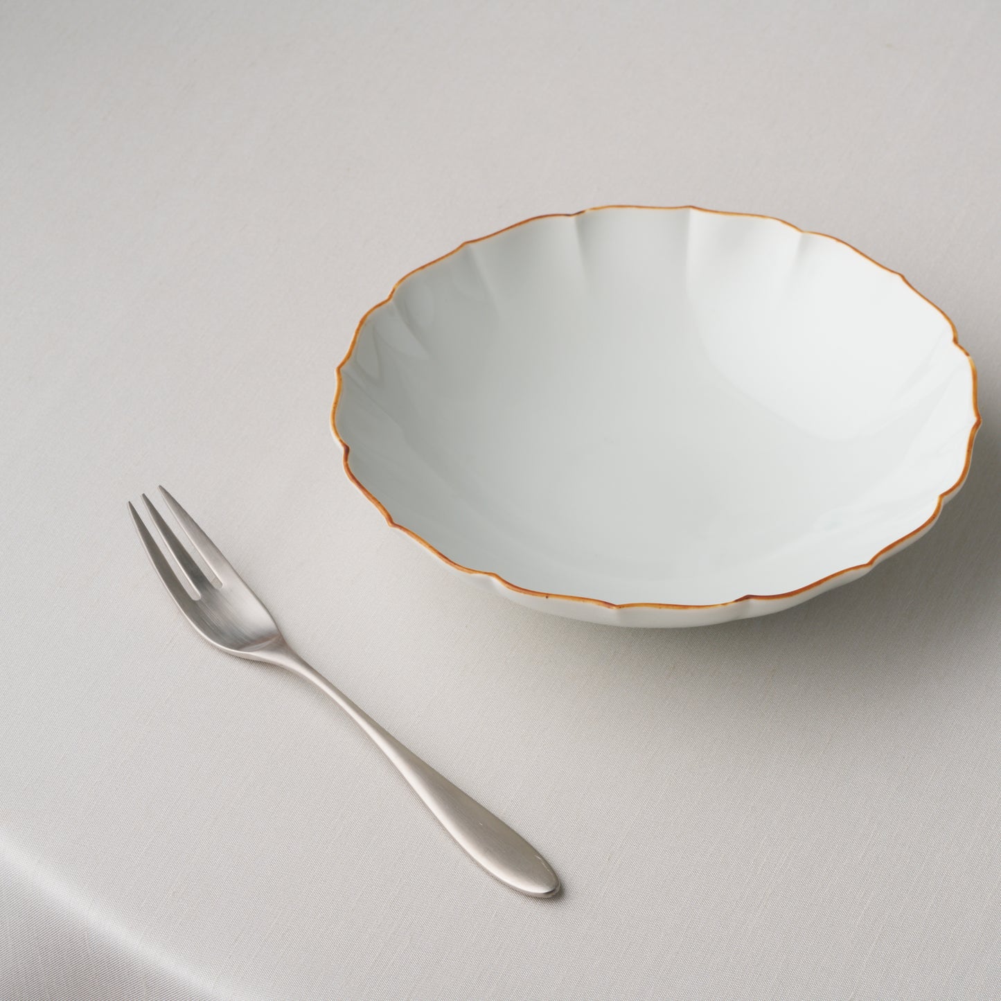 Kikyo Bowl 19cm - Rusty Edge White