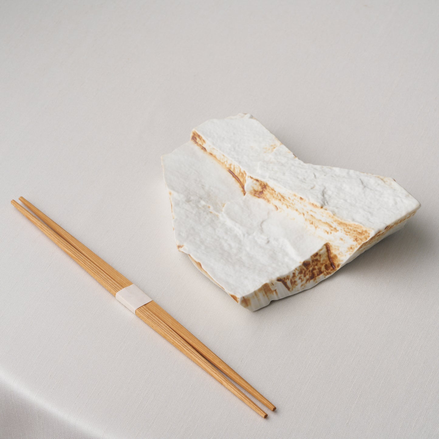 Rusty Porcelain Stone Stage Plate (S)