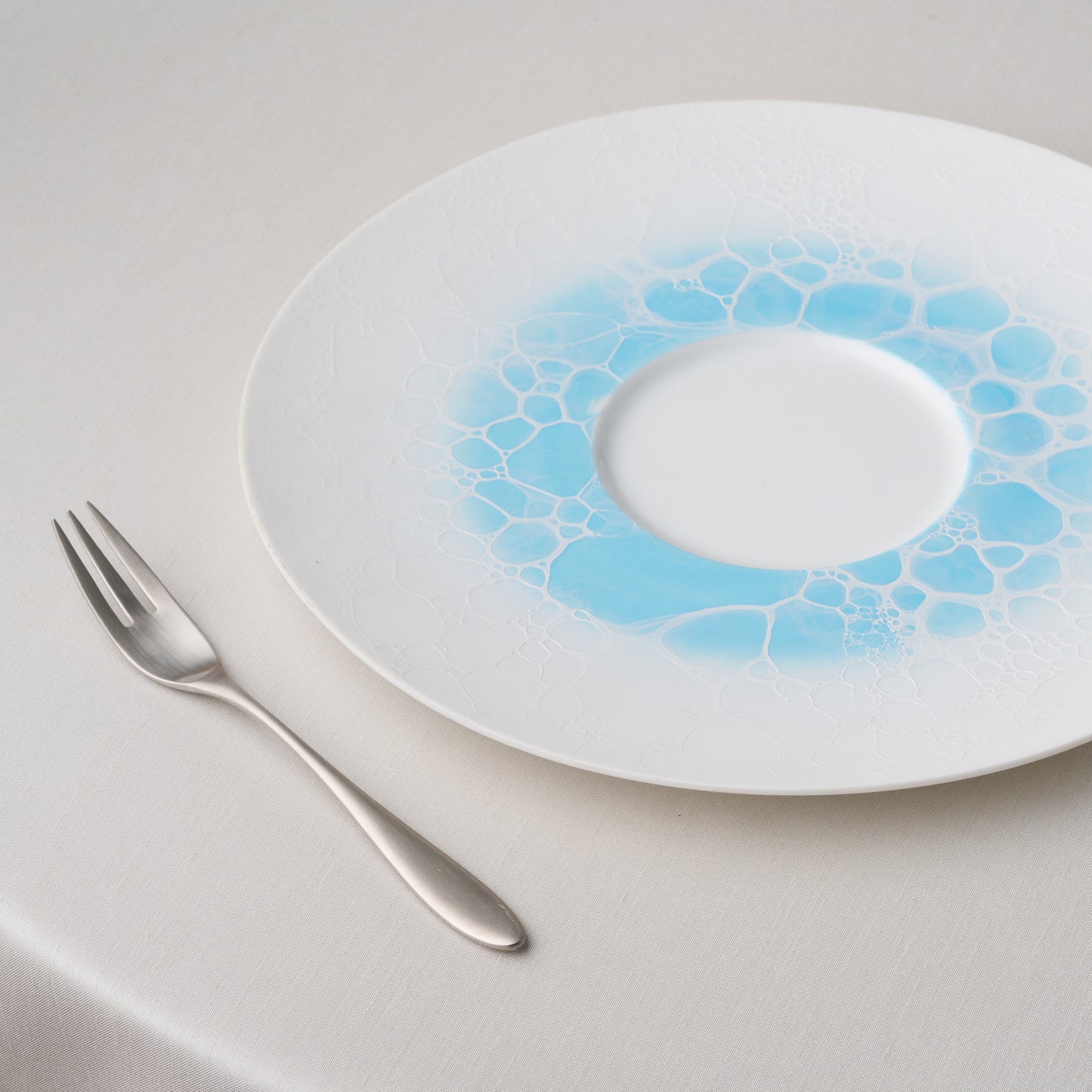 Awa Wide Rimmed Plate 30cm