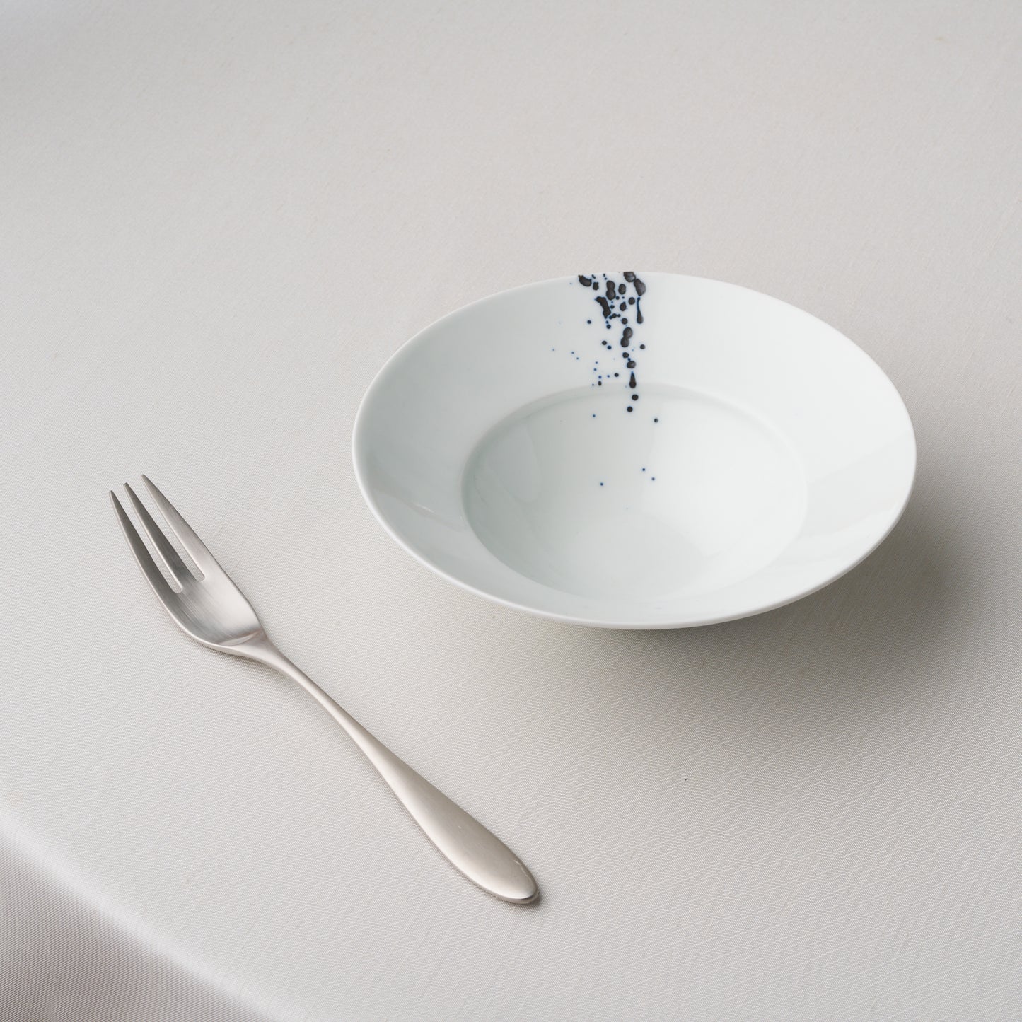 Frame Medium Rim Bowl - Ink Spray