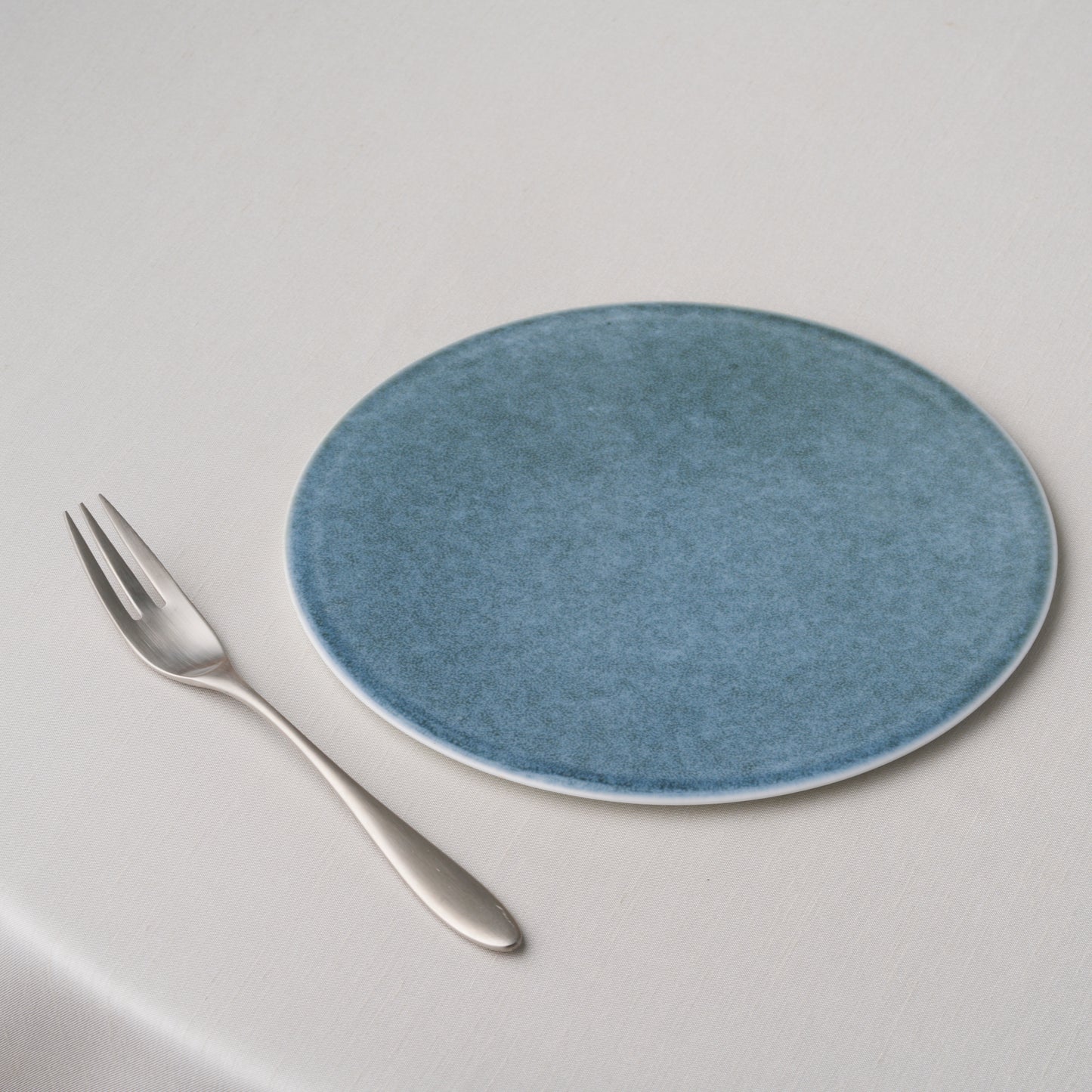 Frame Flat Plate - Pale Sumi Ink