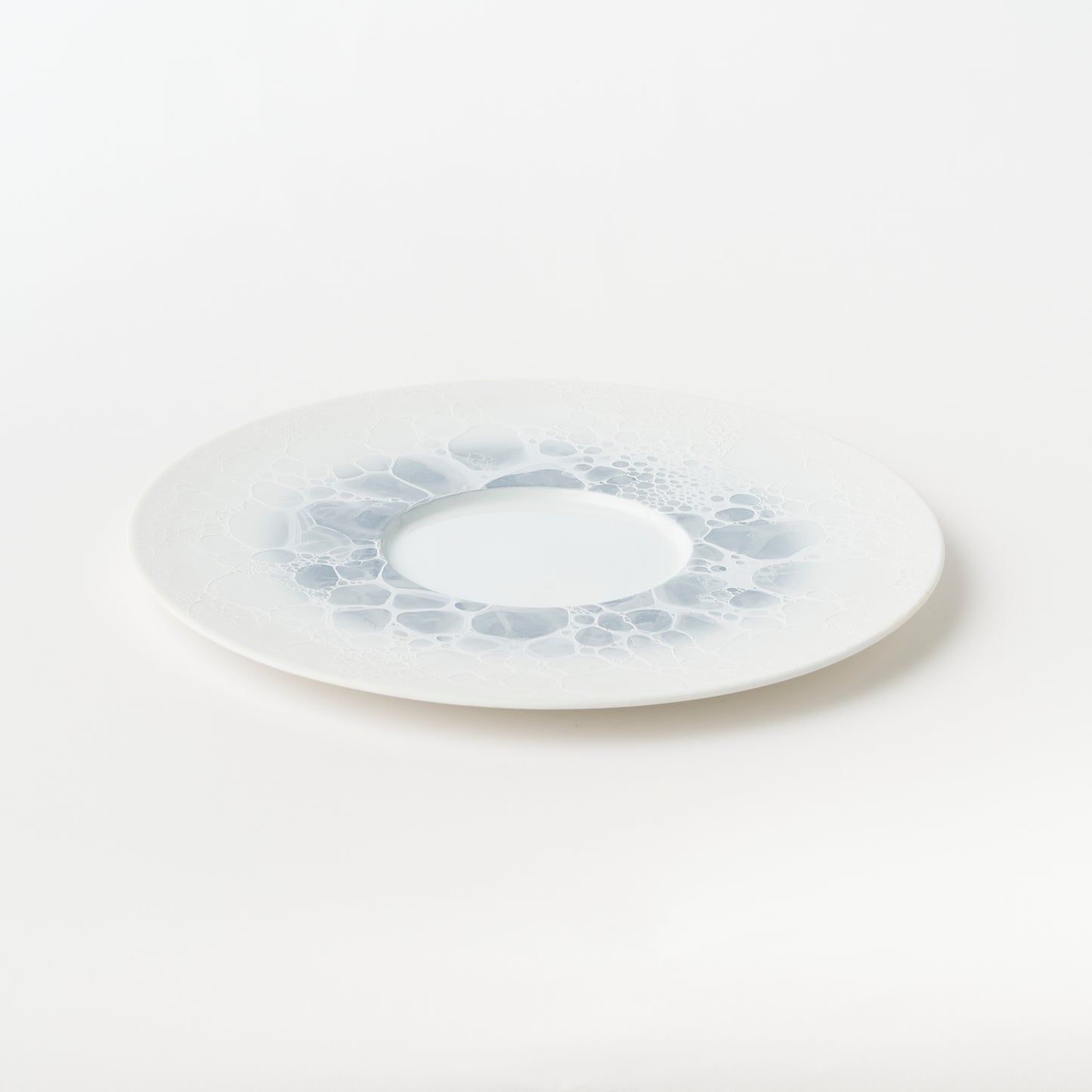 Awa Wide Rimmed Plate 26cm
