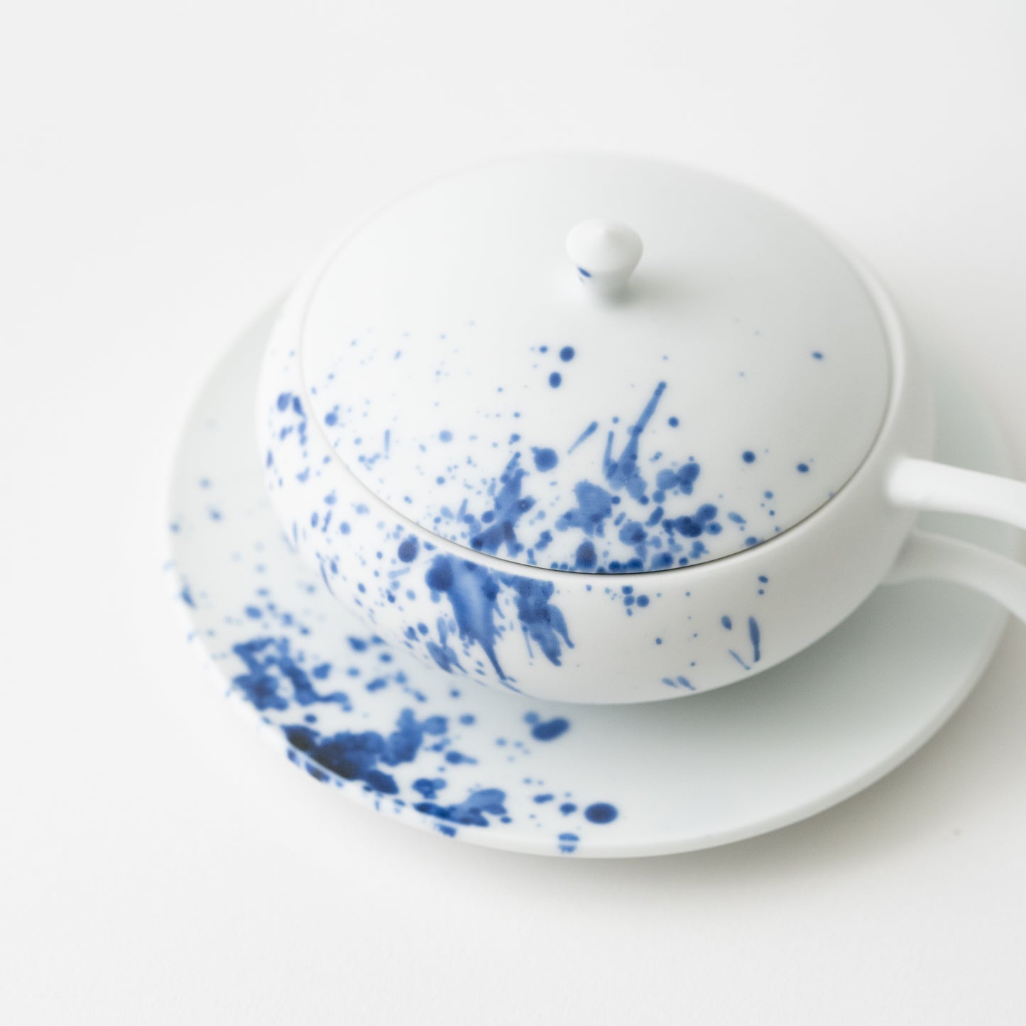 Aladdin Cup with Handle & Saucer