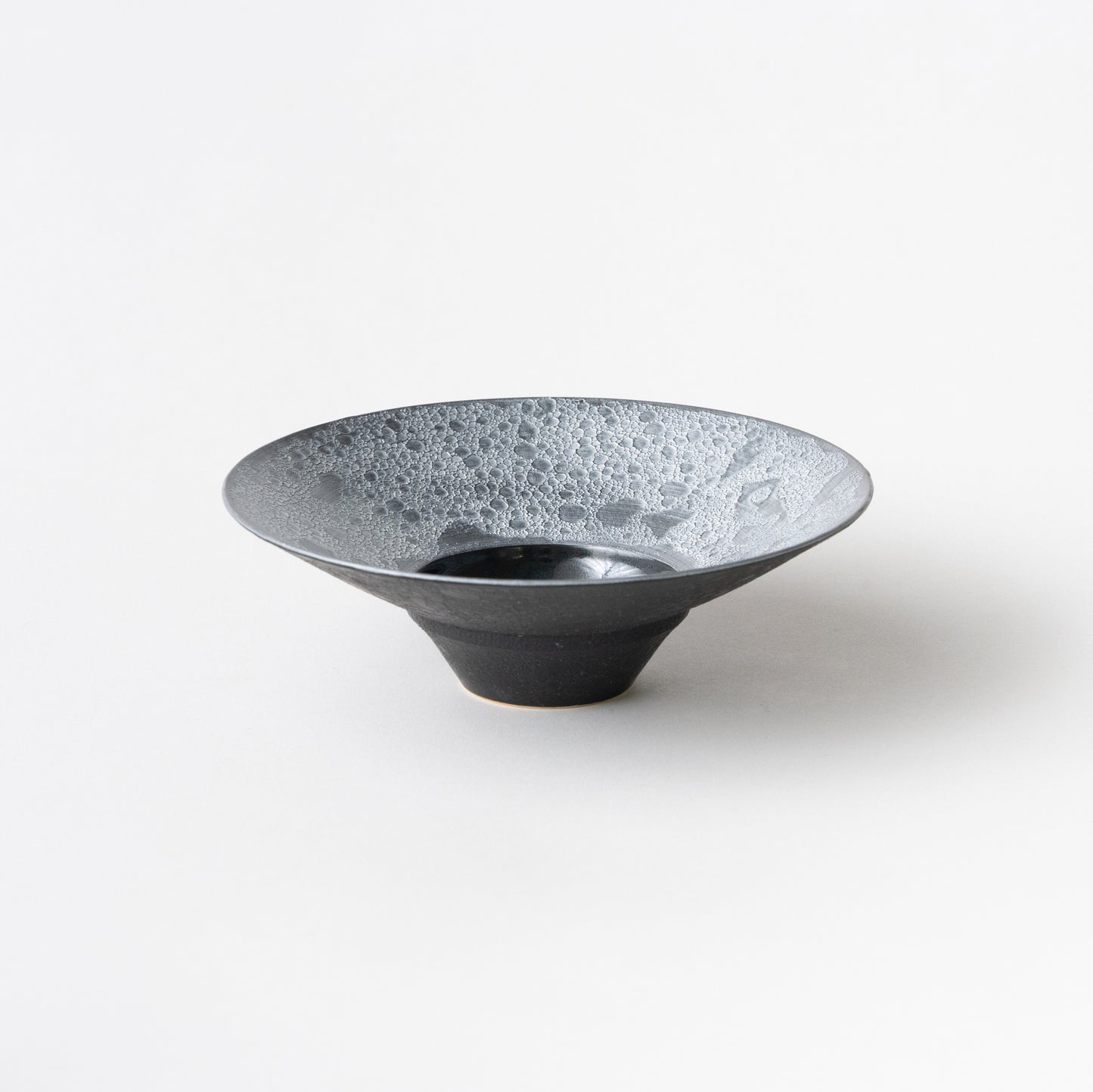 Frame Wide Rim Bowl - Mica Silver on Awagesho Black (Center Glossy Black)