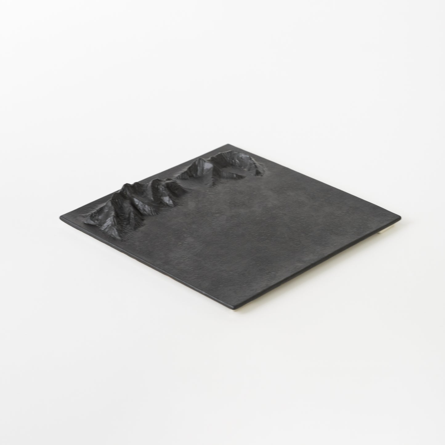 Mountain Range Plate