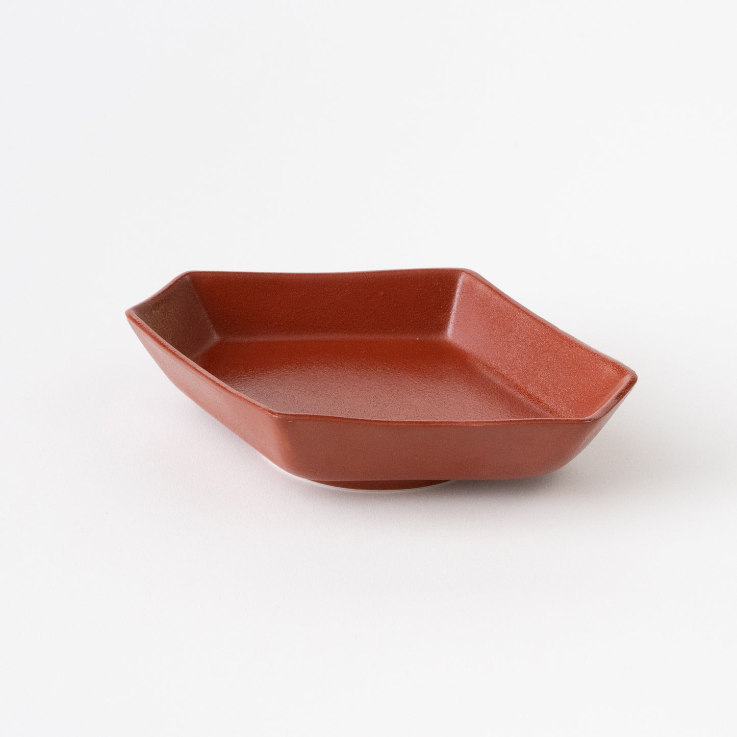 Koma Shaped Plate