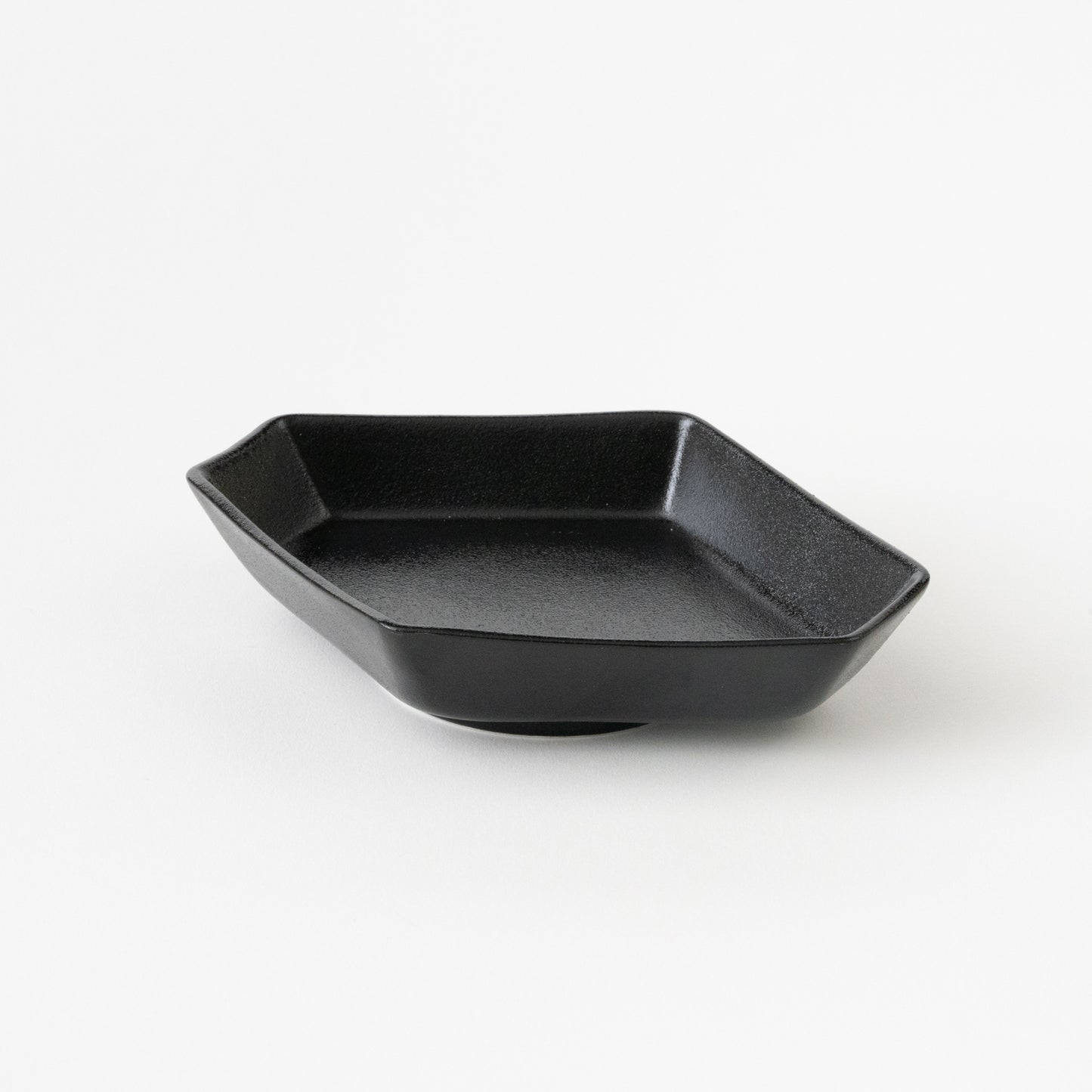 Koma Shaped Plate