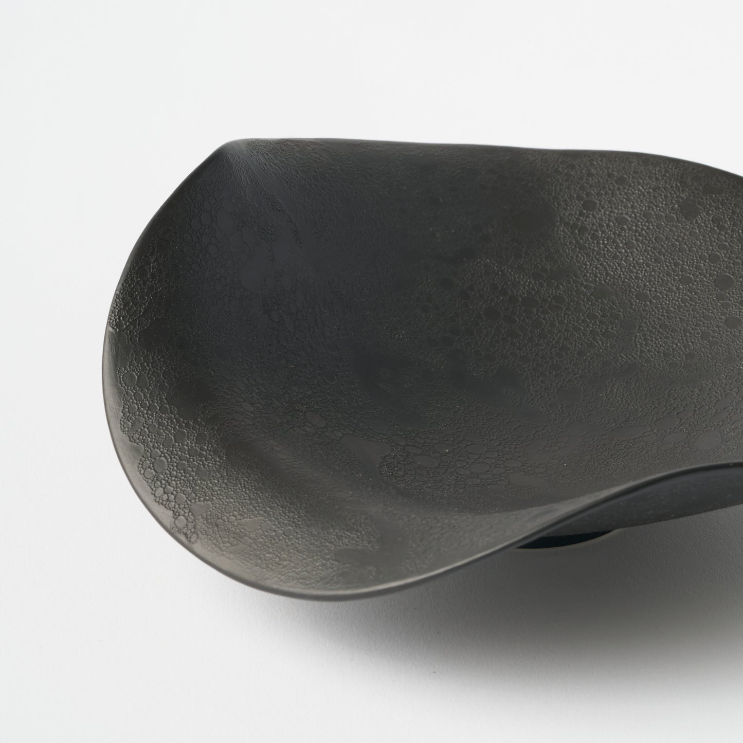Curved Bowl