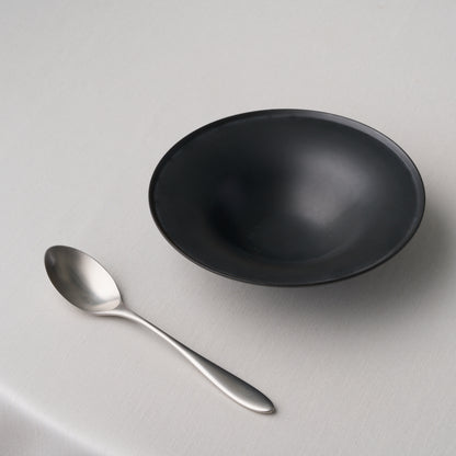 Bowl with Rim φ17.5cm