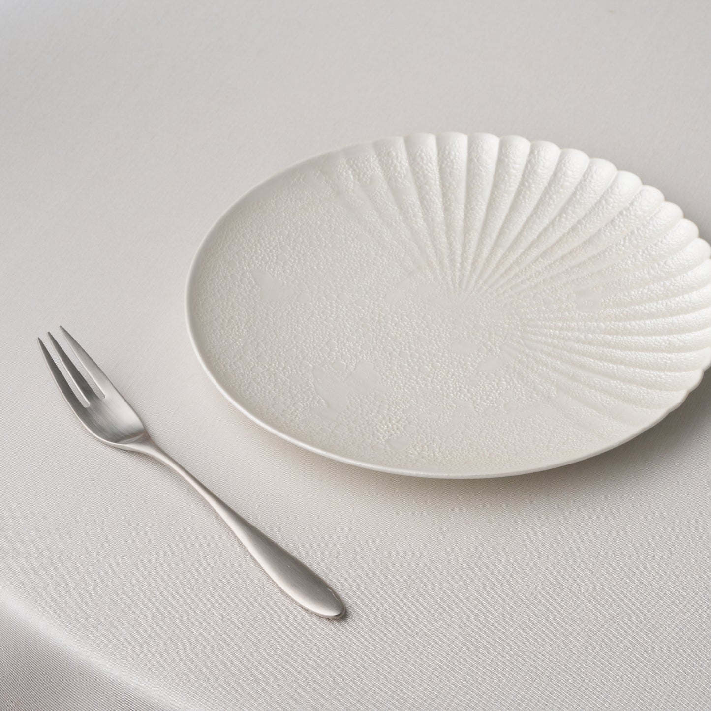 Half Chrysanthemum Plate