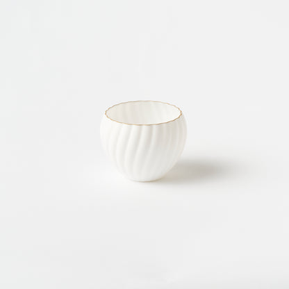 Eggshell Twisted Chrysanthemum Split Dessert Cup