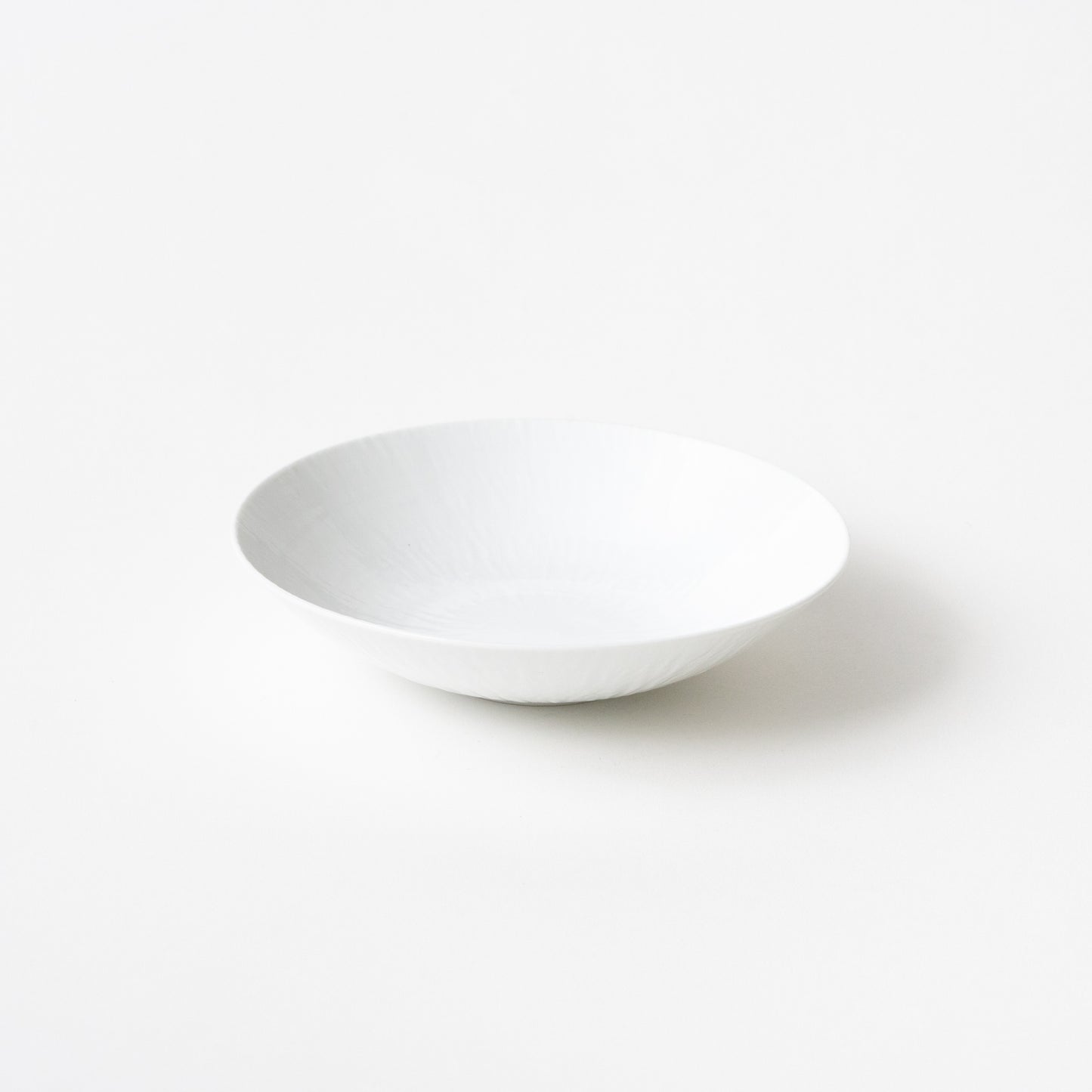 Carved-Pattern Bowl (S)
